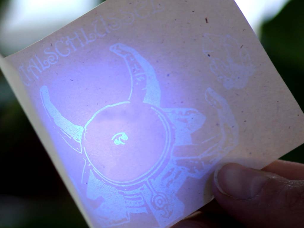 ActionPack_BlackLight